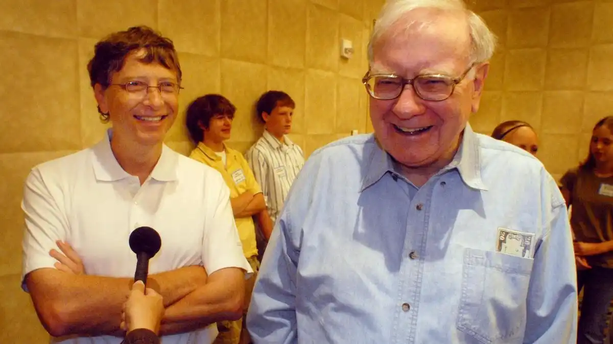 Warren Buffett cuts Gates Foundation from annual donations