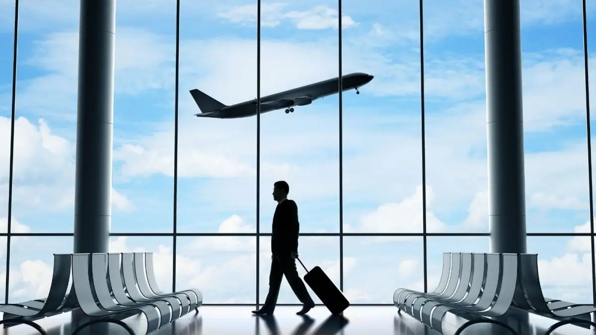 West Asia Crisis Raises Airfare as Indian Flights Take Longer Routes