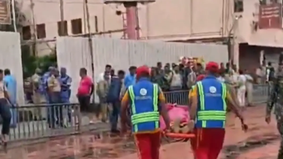 Crowd surge at Puri Rath Yatra leaves one dead, 33 rescued