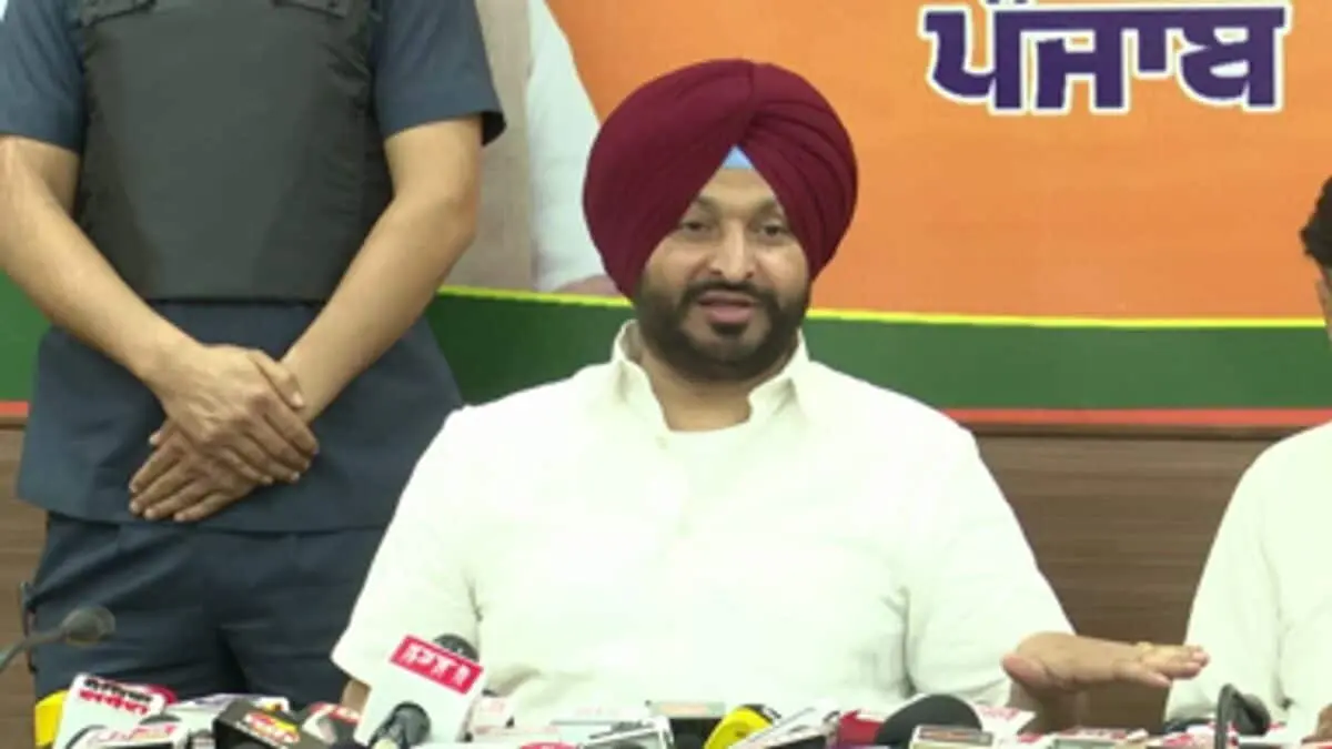 Satluj Film Removal: Ravneet Bittu Denies Government Role